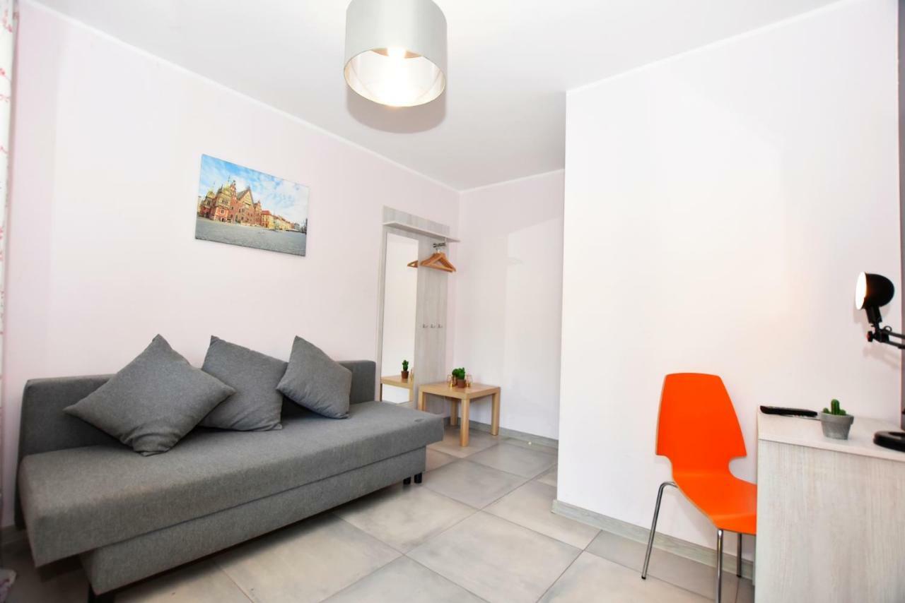ורוצלב City Central Hostel Laciarska מראה חיצוני תמונה